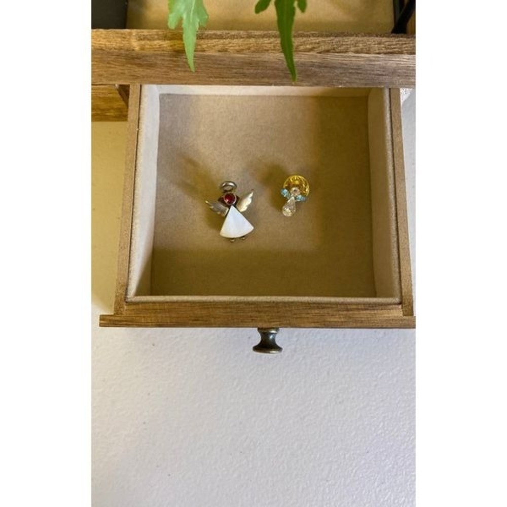 Retro Angel‎ Pin Set